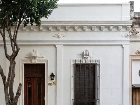 Casa| Venta en V. Urquiza| Arquitectura Clásica