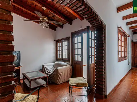 Casa| Venta en V. Urquiza| Arquitectura Clásica