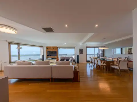 Av. de La Libertad al 200