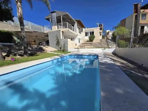 Casa en Venta en Villa del Lago – Villa Carlos Paz