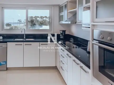 Departamento en Venta de 5 ambientes