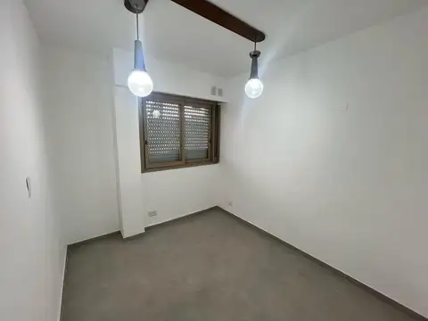 Oficina en Alquiler al Norte