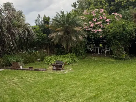 Casa 6 ambientes con 3 baños