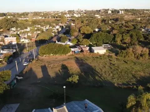 Terreno con inigualable vista, Esteban Lonne y Av de la Virgen - 4.700 m2