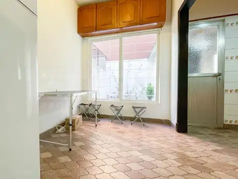 Depto Tipo Casa en Venta 50 años
