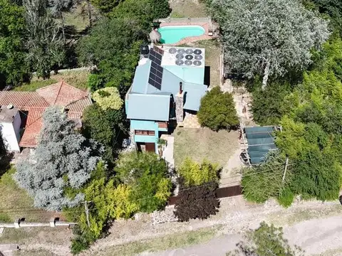 Casa 7 ambientes con 3 baños