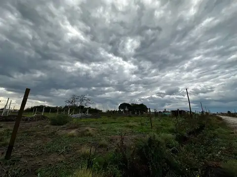 Terreno en Venta en Lisandro Olmos Etcheverry, USD 17.000