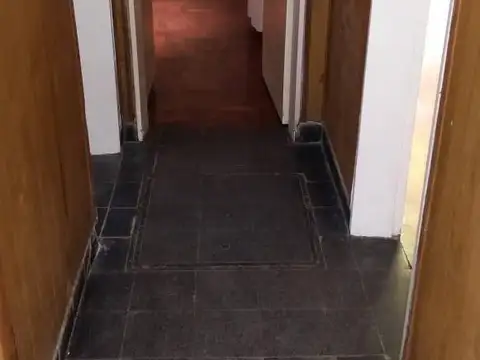 Depto Tipo Casa 5 ambientes con 1 baño