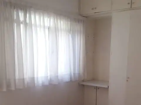 Depto Tipo Casa en Alquiler 40 años