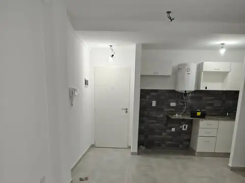 Hermoso departamento en alquiler c/cochera