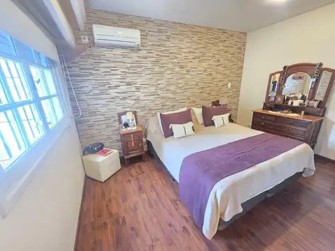 Depto Tipo Casa en Venta de 4 dormitorios