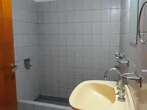 Depto Tipo Casa 2 ambientes con 1 baño