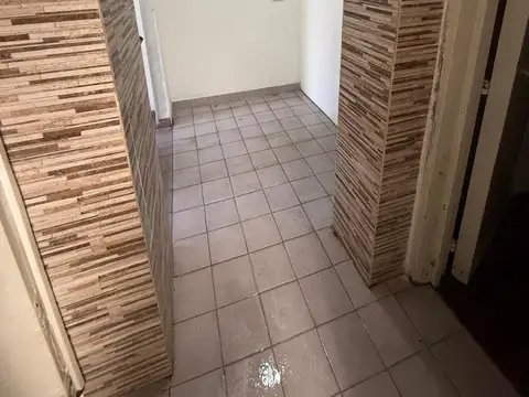 Oficina 3 ambientes con 1 baño