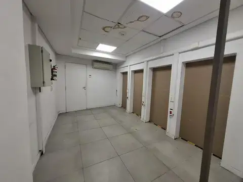 Local en venta o alquiler en  Caballito