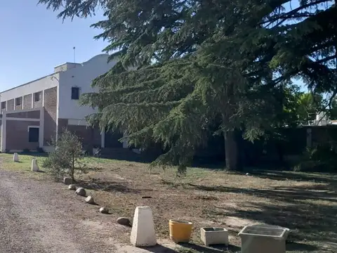 Galpon en Venta en Luján de Cuyo, USD 700.000