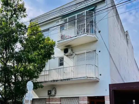 Venta departamento 3 ambientes en Villa Pueyrredón