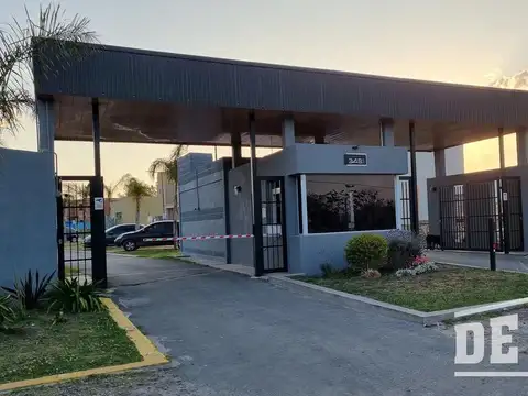 Terreno en Venta en Berazategui, USD 38.000