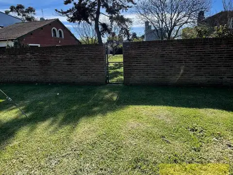Terreno en Venta en Los Pinares, USD 53.000