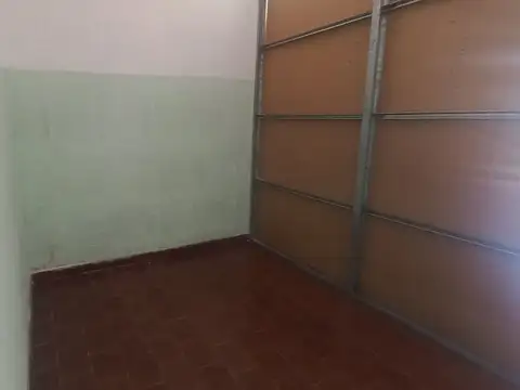 LOCAL COMERCIAL VENTA OLIVOS A LA CALLE