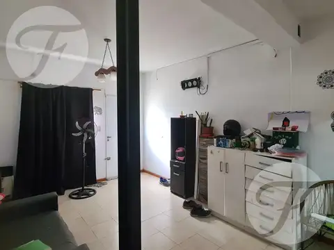 Casa 5 ambientes con 1 baño