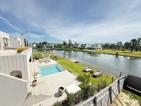 Casa en Venta al Noreste