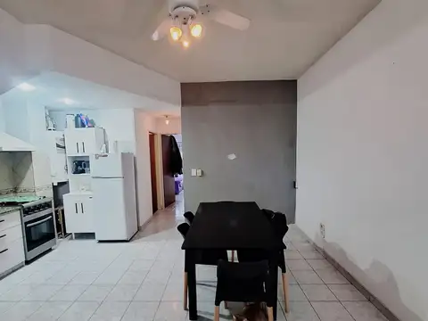 Ladines 2200, Piso Pb