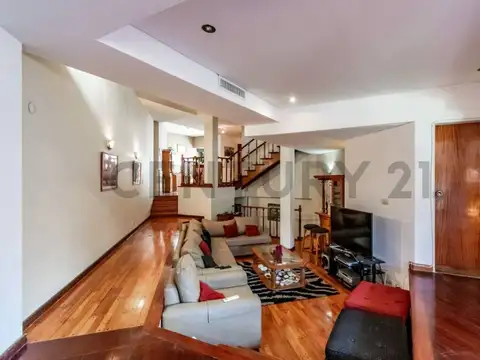 Casa en Venta en Villa Devoto, USD 880.000