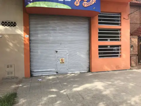 Local en Venta en Villa Luzuriaga, USD 100.000