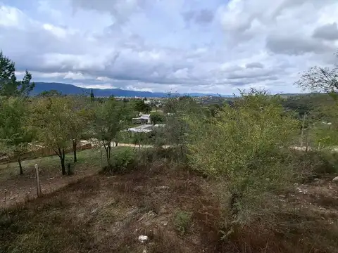 LOTE DE 449 M2 EN VENTA EN HUERTA GRANDE - PUNILLA