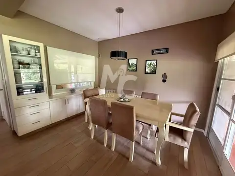 Casa en Venta en Galapagos, USD 435.000