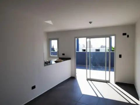 DEPARTAMENTO ALQUILER 2 DORM CON COCHERA Y TERRAZA