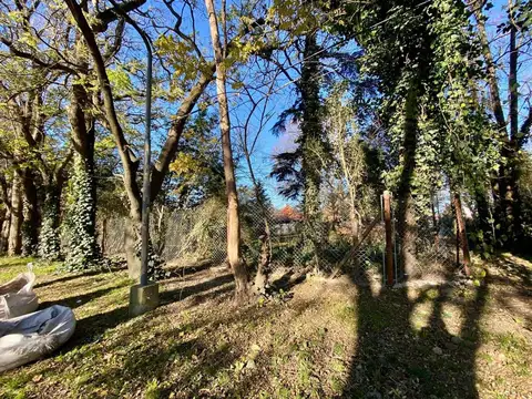 Terreno en Venta en Grosellar, USD 85.000