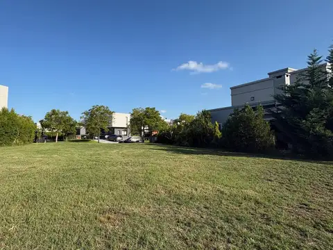 Venta| Lote al agua 944m2  vista abierta al lago| Vistas Puertos