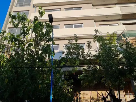 Cochera en Venta con acceso Ascensor
