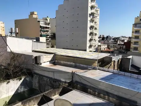 Departamento 4 ambientes con 3 baños