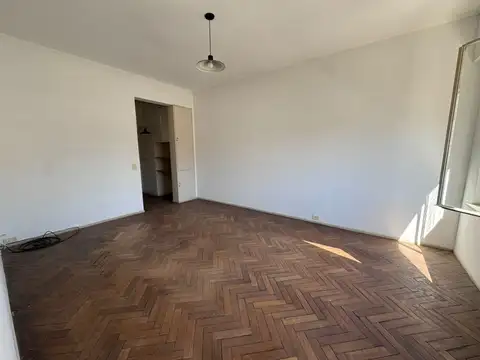 Avenida San Martín 700