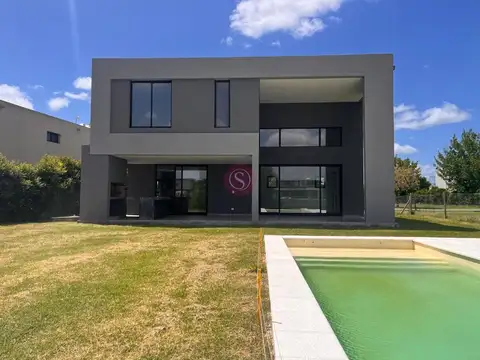 Casa en Venta de 4 dormitorios