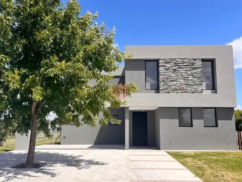 Casa  en Venta en San Matias, Escobar, G.B.A. Zona Norte