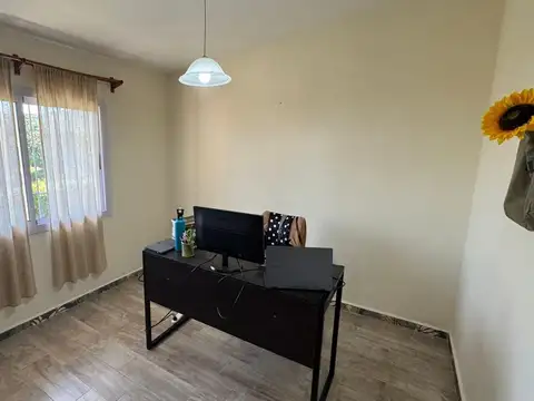 Casa de 2 dorm, Remodelada a nueva, Rio Ceballos APTO CREDIT