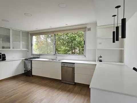 Casa en Alquiler al Noreste