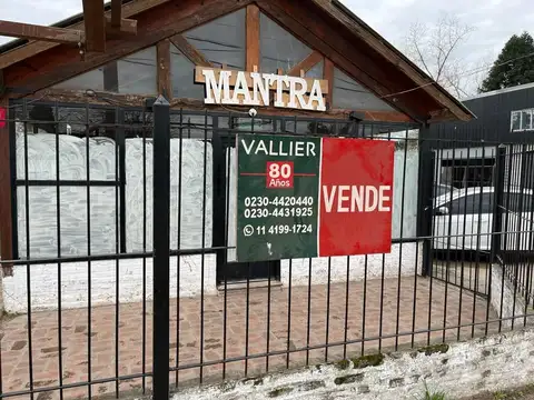 Local con Terreno de 400 mts sobre calle Peron y Finlandia en esquina 100