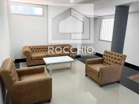 Departamento en Alquiler en Jose Leon Suarez, $ 650.000