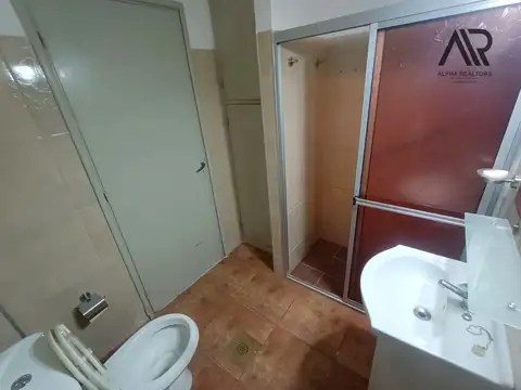 Casa en Alquiler 1965 años