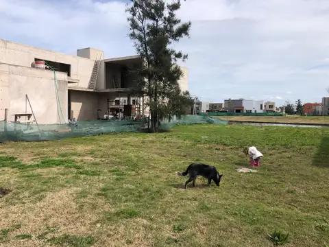 Terreno en Laguna Grande