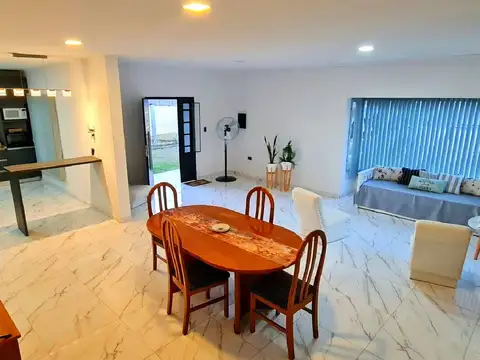 Casa en Venta en Las Paredes, USD 280.000