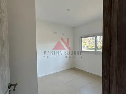 Departamento en Venta en La Lonja, USD 84.000
