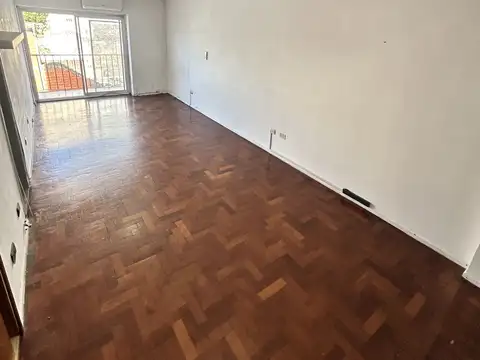 Avenida Juan De Garay 300, Piso 4