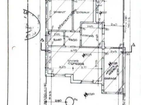 CASA 3 AMBIENTES CON GALERIA PARRILLA Y AMPLIO PARQUE EN VILLA DE MAYO