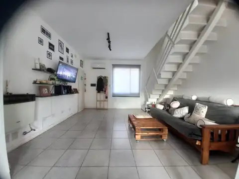 Duplex  de 2 dormitorios - Granadero Baigorria