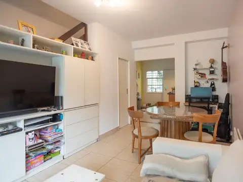VENTA PH 3 AMBIENTES CON PATIO - VICENTE LÓPEZ